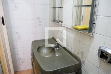 Casa à venda com 170m², 2 quartos e 2 vagas Casa à venda com 170m², 2 quartos e 2 vagasBanheiro da Suíte 2