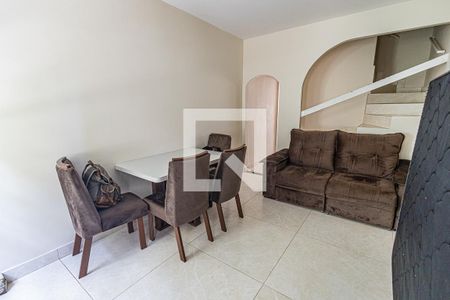 Sala de casa à venda com 2 quartos, 72m² em Nova Cachoeirinha, Belo Horizonte