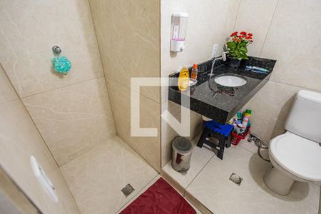 Casa à venda com 72m², 2 quartos e 1 vaga Casa à venda com 72m², 2 quartos e 1 vagaBanheiro