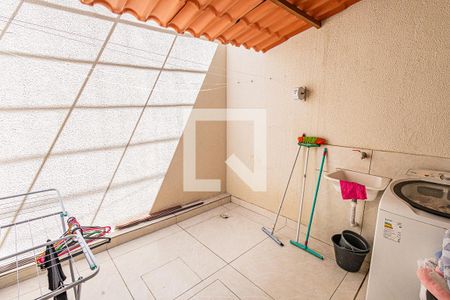 Casa à venda com 72m², 2 quartos e 1 vaga Casa à venda com 72m², 2 quartos e 1 vagaArea de serviço e privativa