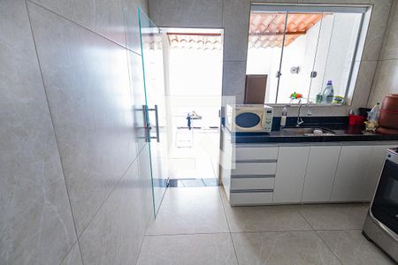 Casa à venda com 72m², 2 quartos e 1 vaga Casa à venda com 72m², 2 quartos e 1 vagaCozinha