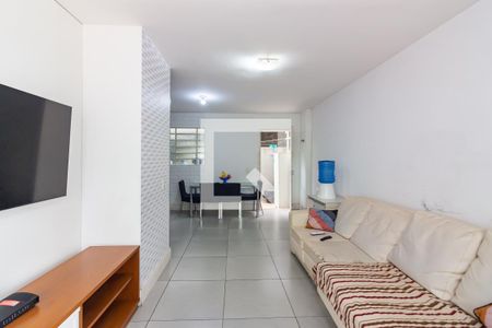 Sala de casa de condomínio à venda com 2 quartos, 65m² em Santa Maria, Osasco