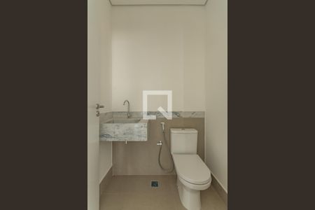 Casa de condomínio à venda com 470m², 4 quartos e 2 vagas Casa de condomínio à venda com 470m², 4 quartos e 2 vagasLavabo