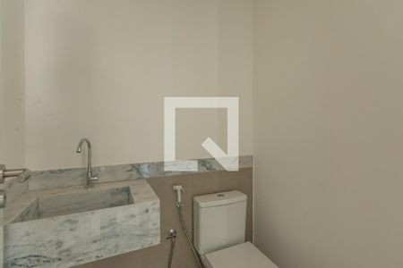 Casa de condomínio à venda com 470m², 4 quartos e 2 vagas Casa de condomínio à venda com 470m², 4 quartos e 2 vagasLavabo