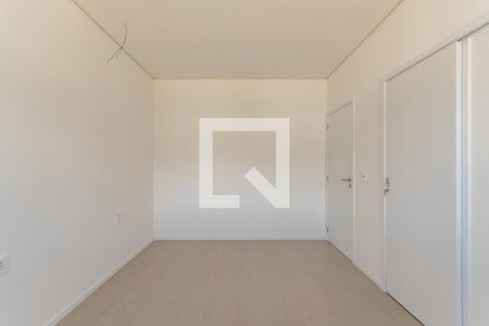 Casa de condomínio à venda com 470m², 4 quartos e 2 vagas Casa de condomínio à venda com 470m², 4 quartos e 2 vagasSemi Suíte 2