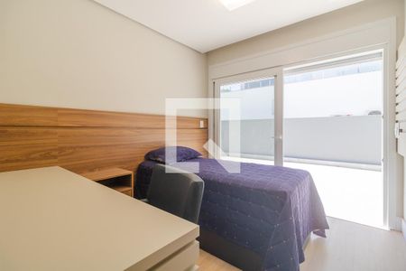 Casa para alugar com 300m², 3 quartos e 3 vagas Casa para alugar com 300m², 3 quartos e 3 vagasQuarto 2