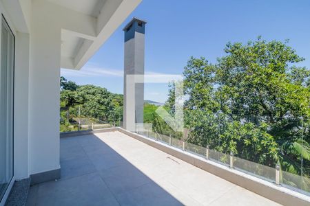 Casa para alugar com 300m², 3 quartos e 3 vagas Casa para alugar com 300m², 3 quartos e 3 vagasVaranda