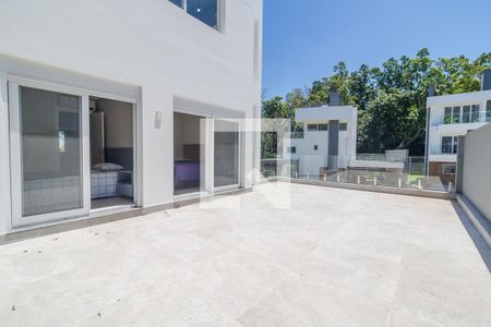 Casa para alugar com 300m², 3 quartos e 3 vagas Casa para alugar com 300m², 3 quartos e 3 vagasVaranda