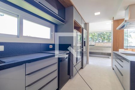 Casa para alugar com 300m², 3 quartos e 3 vagas Casa para alugar com 300m², 3 quartos e 3 vagasCozinha