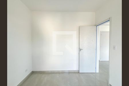 Quarto 2 de apartamento para alugar com 2 quartos, 45m² em Vila Mangalot, São Paulo