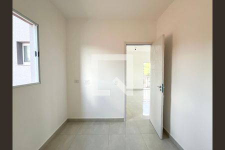 Quarto 1 de apartamento para alugar com 2 quartos, 45m² em Vila Mangalot, São Paulo