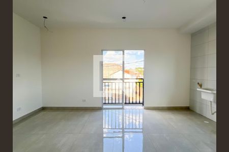 Sala/Cozinha de apartamento para alugar com 2 quartos, 45m² em Vila Mangalot, São Paulo