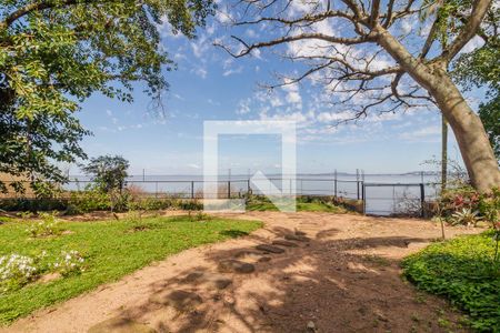 Casa para alugar com 300m², 3 quartos e 3 vagas Casa para alugar com 300m², 3 quartos e 3 vagasÁrea comum