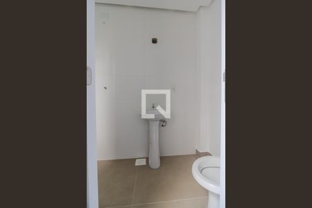 Casa para alugar com 300m², 3 quartos e 3 vagas Casa para alugar com 300m², 3 quartos e 3 vagasBanheiro de serviço