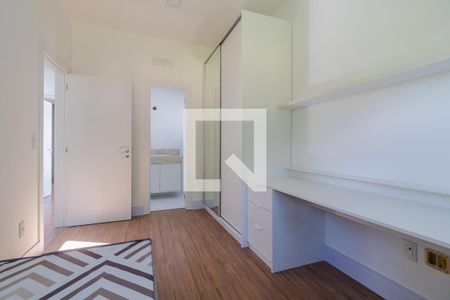 Casa para alugar com 300m², 3 quartos e 3 vagas Casa para alugar com 300m², 3 quartos e 3 vagas Suíte 1