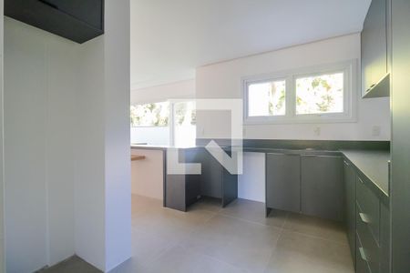 Casa para alugar com 300m², 3 quartos e 3 vagas Casa para alugar com 300m², 3 quartos e 3 vagasCozinha