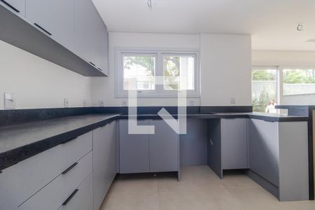 Casa para alugar com 300m², 3 quartos e 3 vagas Casa para alugar com 300m², 3 quartos e 3 vagasCozinha