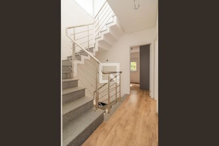 Casa para alugar com 300m², 3 quartos e 3 vagas Casa para alugar com 300m², 3 quartos e 3 vagasCorredor