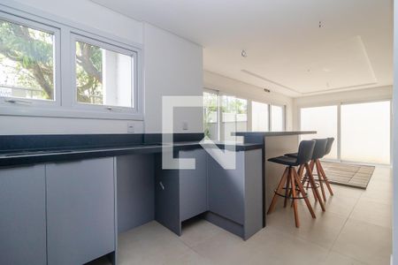 Casa para alugar com 300m², 3 quartos e 3 vagas Casa para alugar com 300m², 3 quartos e 3 vagasCozinha