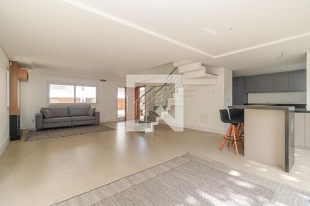 Sala de casa para alugar com 3 quartos, 300m² em Pedra Redonda, Porto Alegre