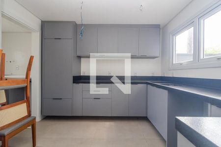 Casa para alugar com 300m², 3 quartos e 3 vagas Casa para alugar com 300m², 3 quartos e 3 vagasCozinha