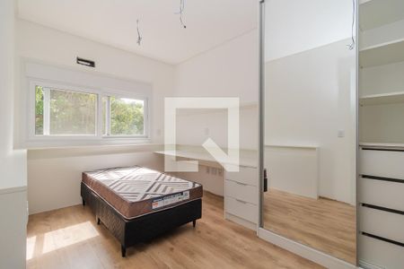 Casa para alugar com 300m², 3 quartos e 3 vagas Casa para alugar com 300m², 3 quartos e 3 vagasQuarto 2