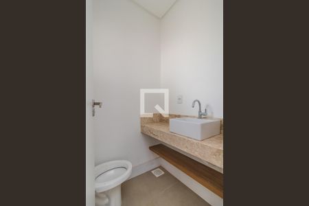 Casa para alugar com 300m², 3 quartos e 3 vagas Casa para alugar com 300m², 3 quartos e 3 vagasLavabo