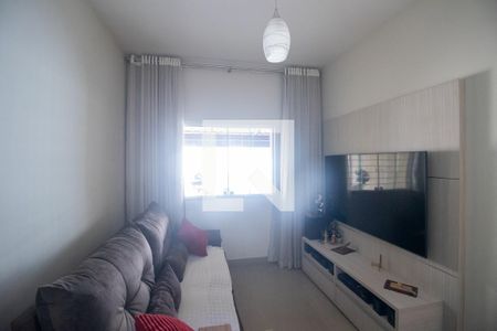 Sala de TV de casa à venda com 3 quartos, 175m² em Vila Belem, Contagem
