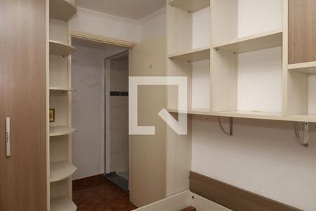 Quarto 1 de casa para alugar com 2 quartos, 103m² em Vila Carmosina, São Paulo