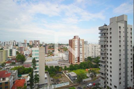 Sala - Vista de apartamento à venda com 2 quartos, 65m² em Passo da Areia, Porto Alegre