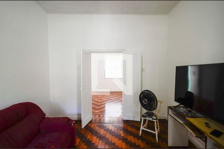 Quarto 1 de casa para alugar com 3 quartos, 120m² em Grajaú, Rio de Janeiro