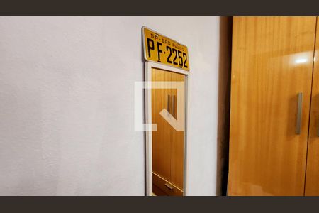 Casa à venda com 205m², 3 quartos e 2 vagas Casa à venda com 205m², 3 quartos e 2 vagasQuarto 2