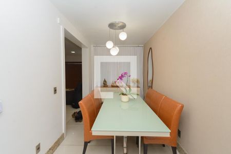 Sala de Jantar de casa à venda com 3 quartos, 372m² em Novo Riacho, Contagem