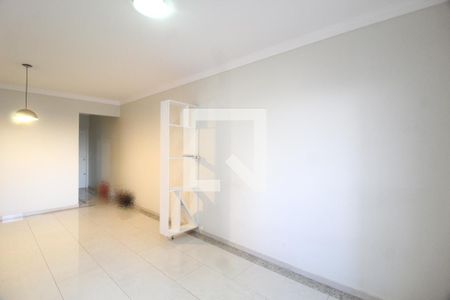 Sala de apartamento para alugar com 2 quartos, 80m² em Santa Mônica, Uberlândia