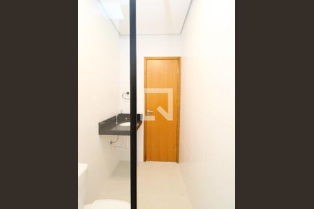 Banheiro de apartamento para alugar com 1 quarto, 48m² em Vila Nova Mazzei, São Paulo