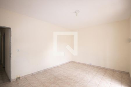 Quarto 2 de casa para alugar com 2 quartos, 45m² em Jardim Julieta, São Paulo