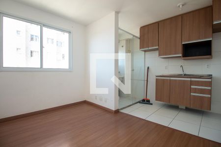 Sala de apartamento para alugar com 2 quartos, 40m² em Jardim Germânia, São Paulo