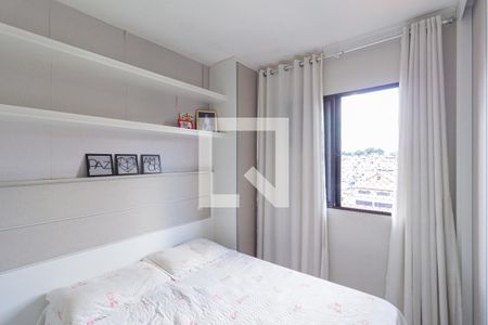 Quarto 1 de apartamento para alugar com 2 quartos, 52m² em Vila Marcondes, Carapicuíba