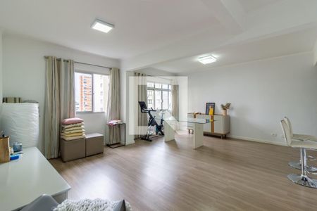 Sala de apartamento à venda com 2 quartos, 70m² em Sumaré, São Paulo