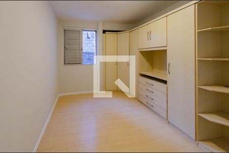 Quarto de apartamento à venda com 2 quartos, 90m² em Santa Lúcia, Belo Horizonte