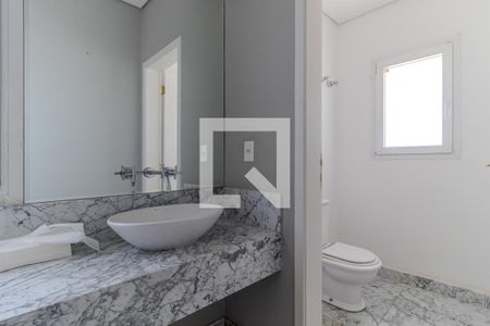 Casa à venda com 745m², 4 quartos e 8 vagas Casa à venda com 745m², 4 quartos e 8 vagasLavabo 2