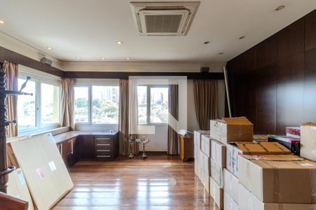 Casa à venda com 745m², 4 quartos e 8 vagas Casa à venda com 745m², 4 quartos e 8 vagasSuíte 2