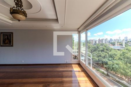 Sala 1 de casa à venda com 4 quartos, 745m² em Pacaembu, São Paulo