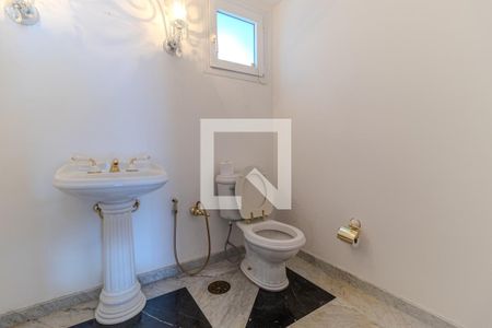 Casa à venda com 745m², 4 quartos e 8 vagas Casa à venda com 745m², 4 quartos e 8 vagasLavabo