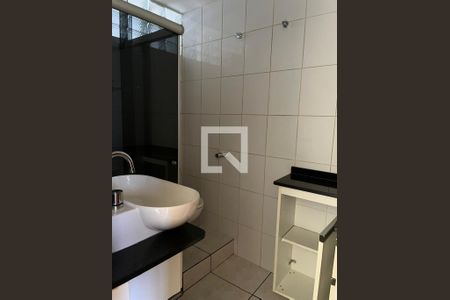 Banheiro de kitnet/studio para alugar com 1 quarto, 65m² em Engordadouro, Jundiaí