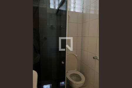 Banheiro de kitnet/studio para alugar com 1 quarto, 65m² em Engordadouro, Jundiaí