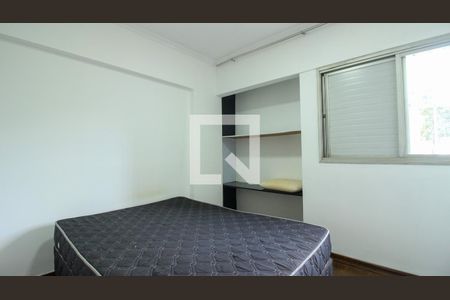 Quarto 2 de apartamento para alugar com 3 quartos, 73m² em Parque Tomas Saraiva, São Paulo