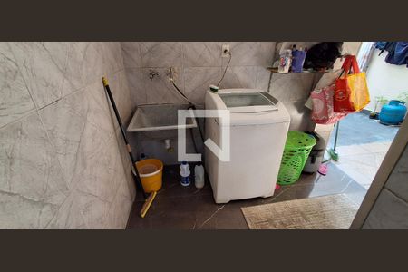 Casa à venda com 500m², 3 quartos e 7 vagas Casa à venda com 500m², 3 quartos e 7 vagasÁrea de Serviço