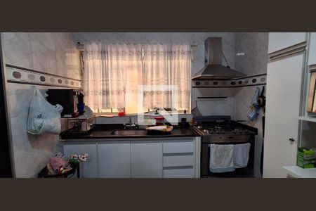 Casa à venda com 500m², 3 quartos e 7 vagas Casa à venda com 500m², 3 quartos e 7 vagasCozinha