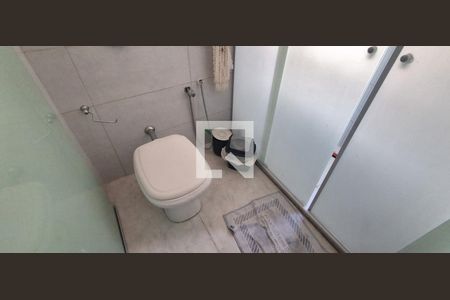 Casa à venda com 500m², 3 quartos e 7 vagas Casa à venda com 500m², 3 quartos e 7 vagasBanheiro Suíte